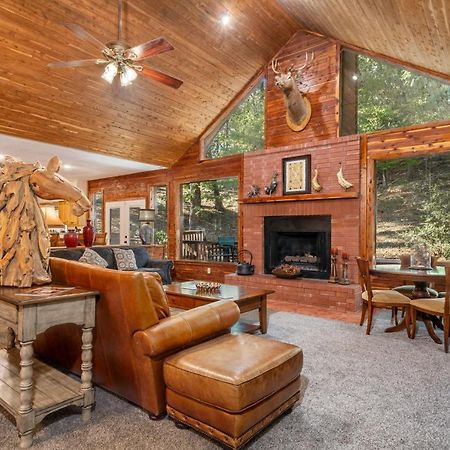 Luxury Rock Creek Cabin W Deck By Lake Hamilton ホット・スプリングス エクステリア 写真