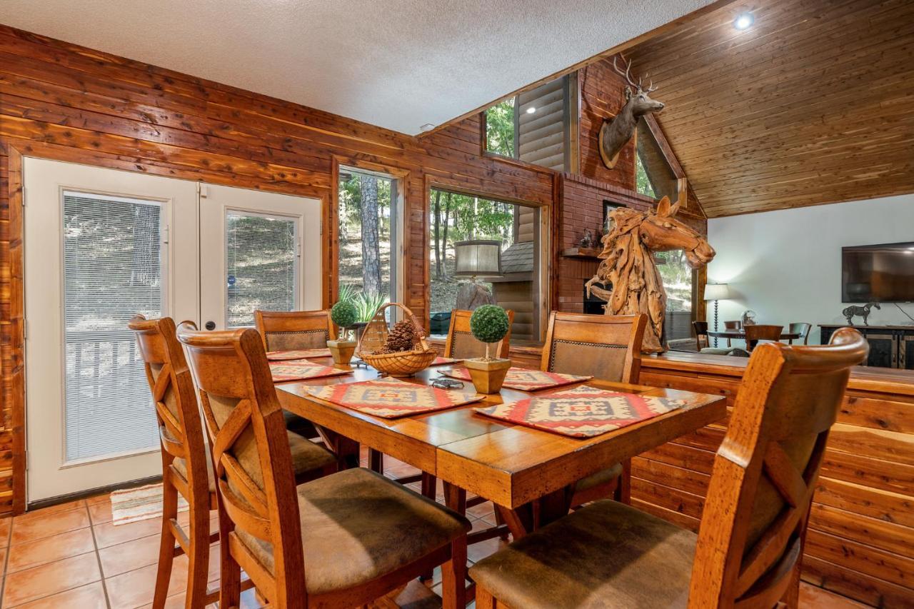 Luxury Rock Creek Cabin W Deck By Lake Hamilton ホット・スプリングス エクステリア 写真
