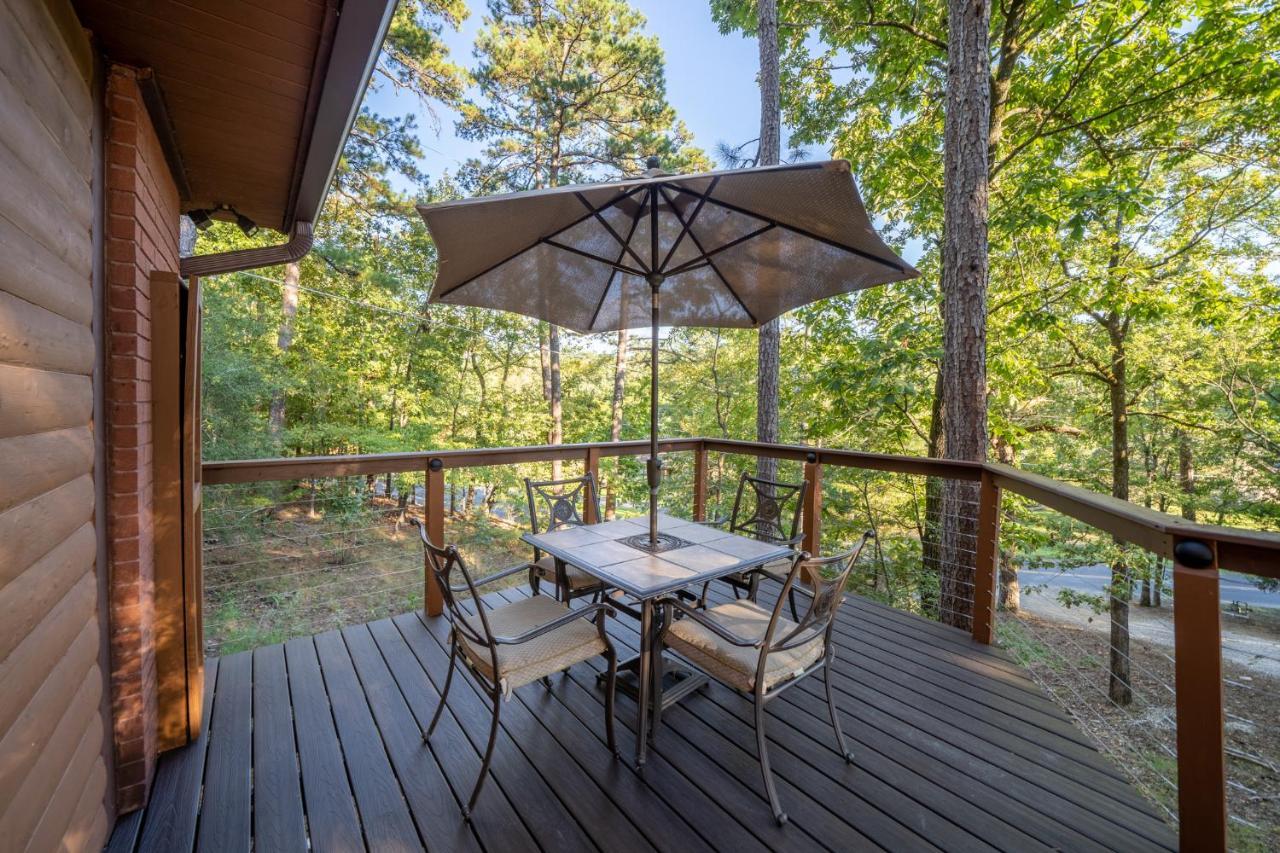Luxury Rock Creek Cabin W Deck By Lake Hamilton ホット・スプリングス エクステリア 写真