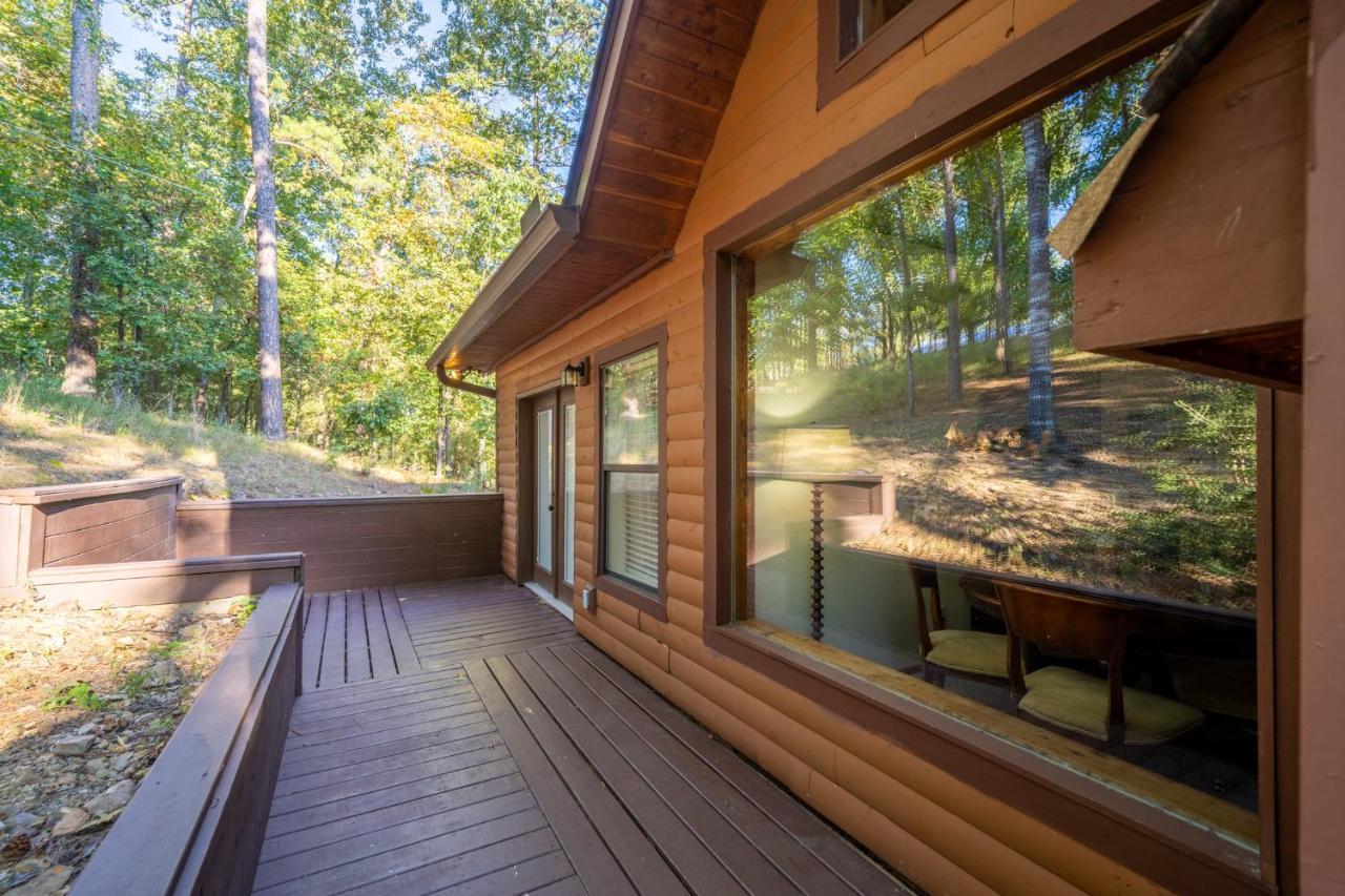 Luxury Rock Creek Cabin W Deck By Lake Hamilton ホット・スプリングス エクステリア 写真